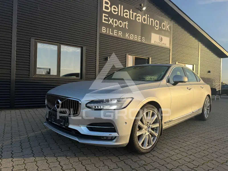 2017 Volvo S90