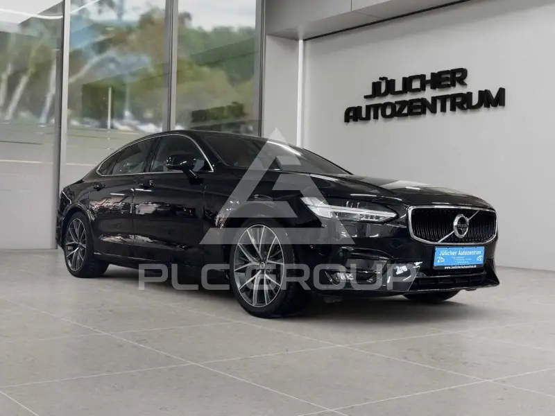 2017 Volvo S90