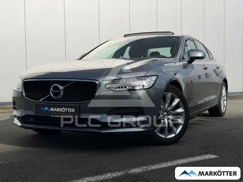 2017 Volvo S90