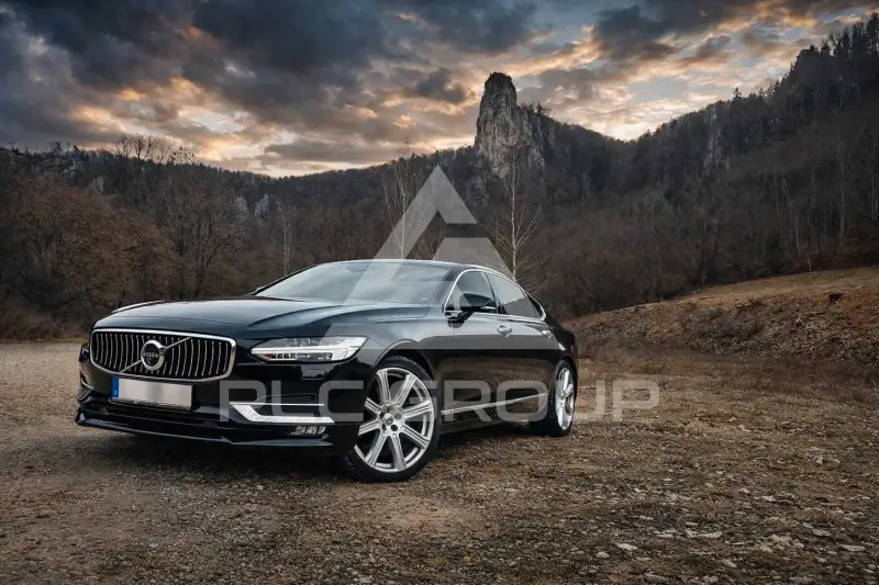 2017 Volvo S90