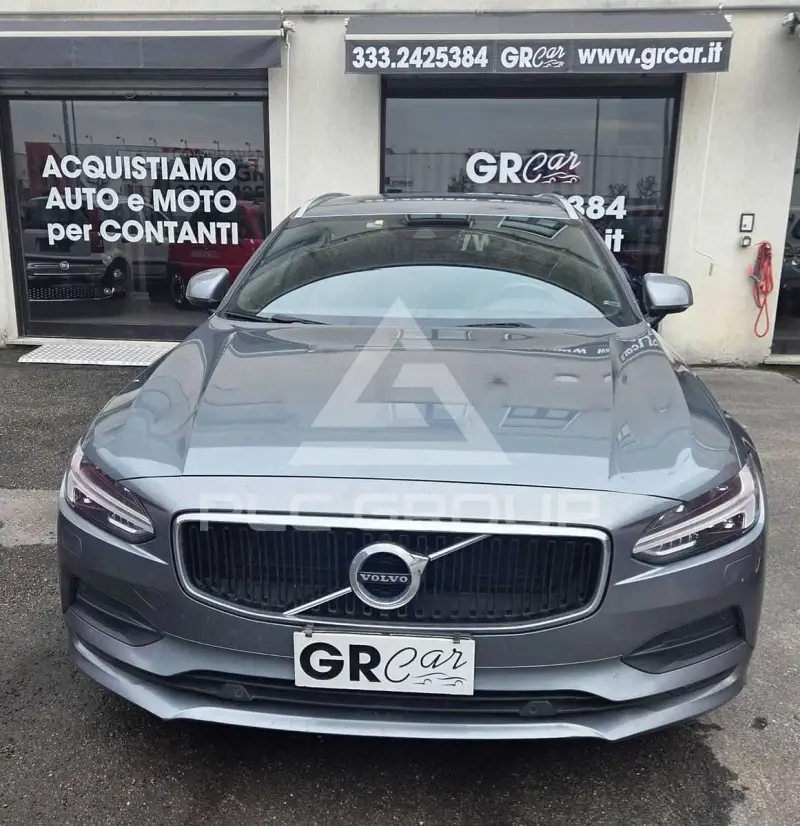 2017 Volvo V90