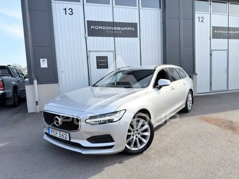2017 Volvo V90