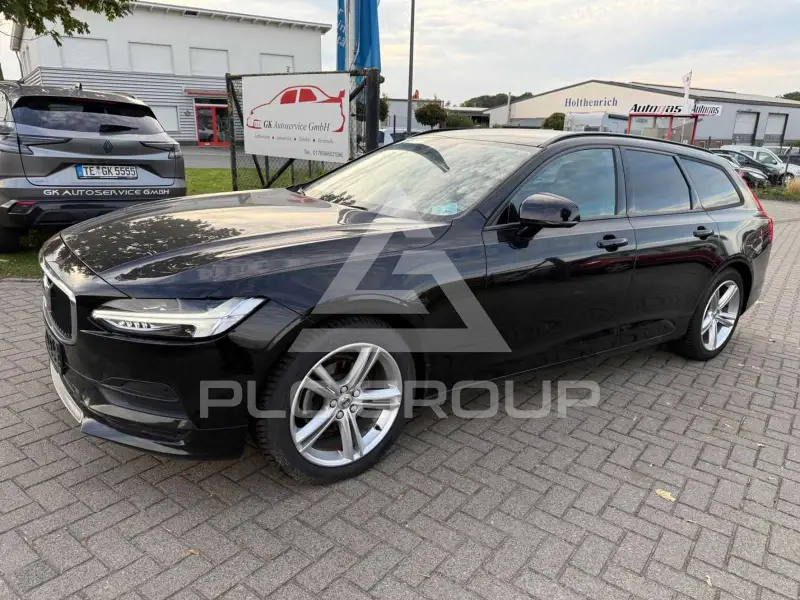 2017 Volvo V90