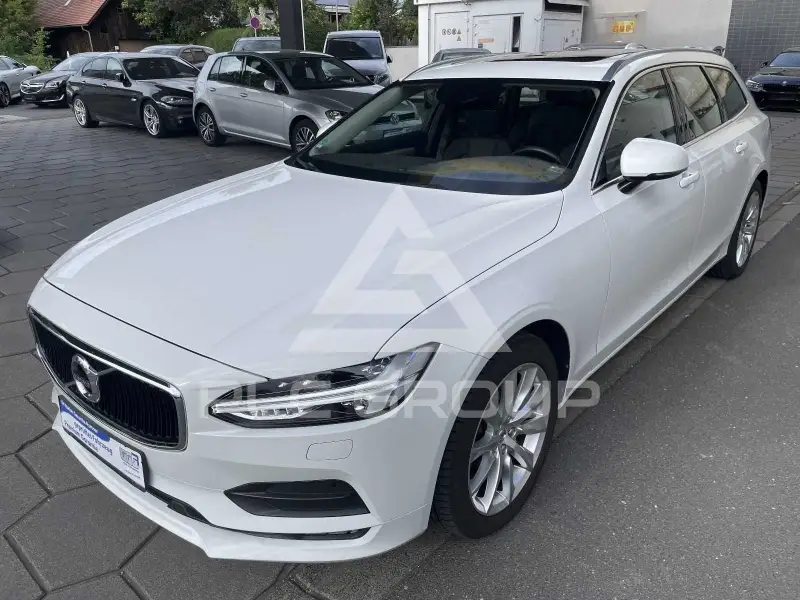2017 Volvo V90
