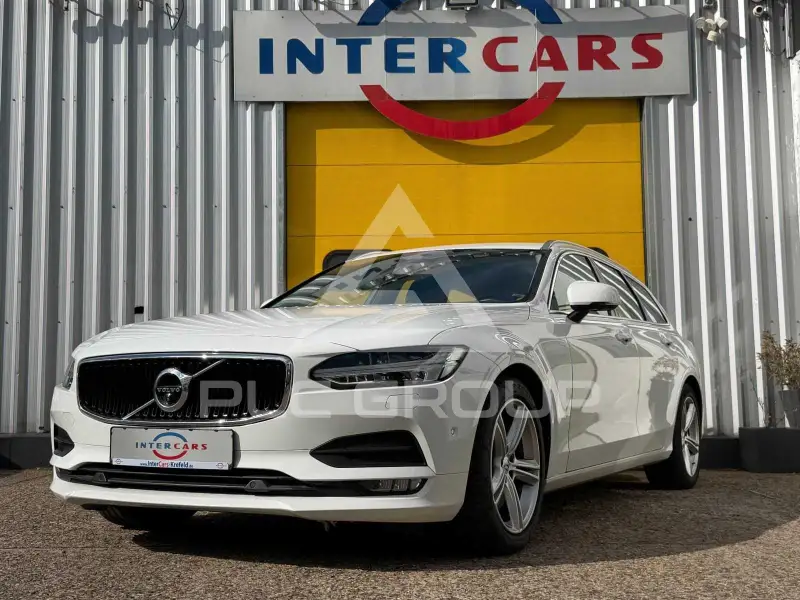2017 Volvo V90