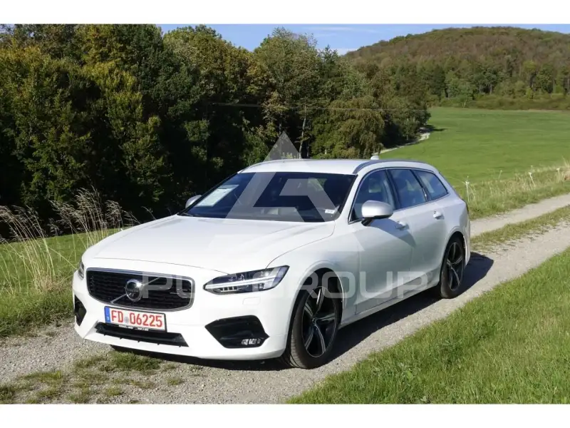 2017 Volvo V90