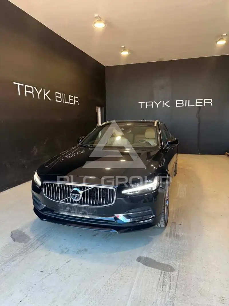 2017 Volvo V90