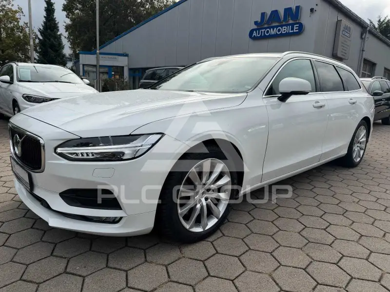 2017 Volvo V90