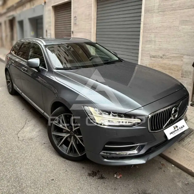 2017 Volvo V90