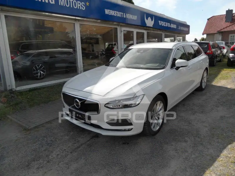 2017 Volvo V90