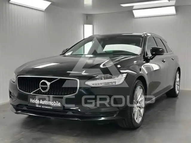 2017 Volvo V90