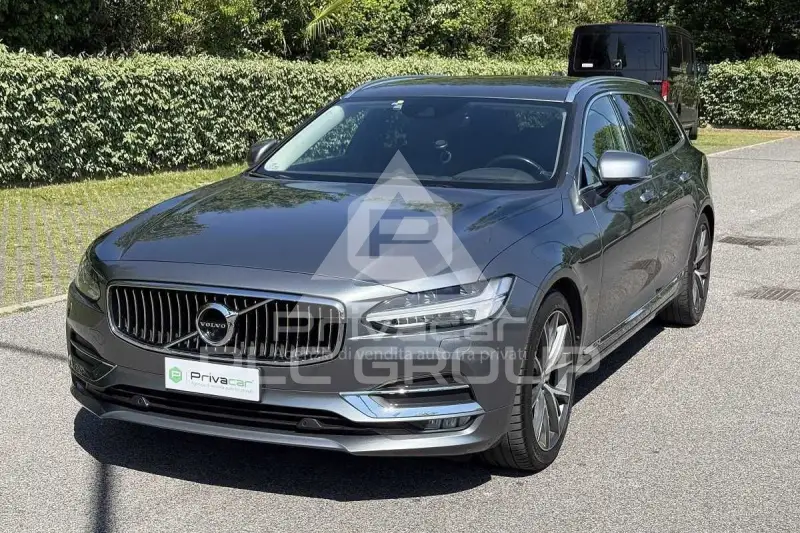 2017 Volvo V90