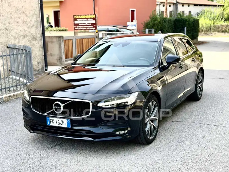 2017 Volvo V90