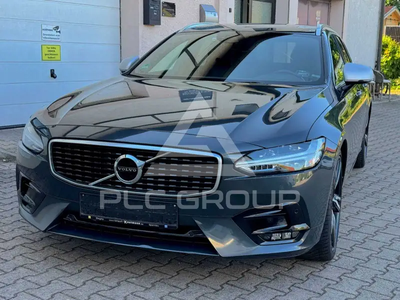 2017 Volvo V90