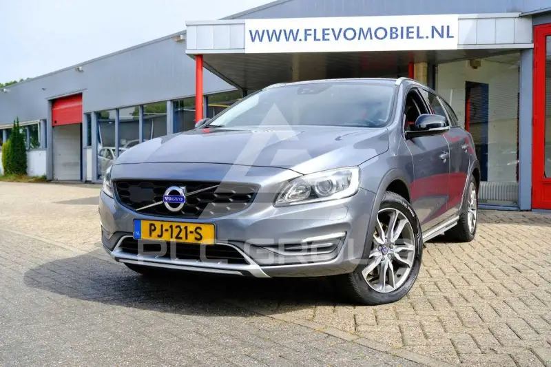 2017 Volvo V60
