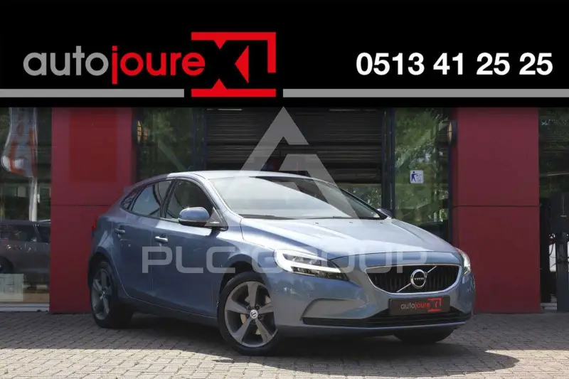 2017 Volvo V40