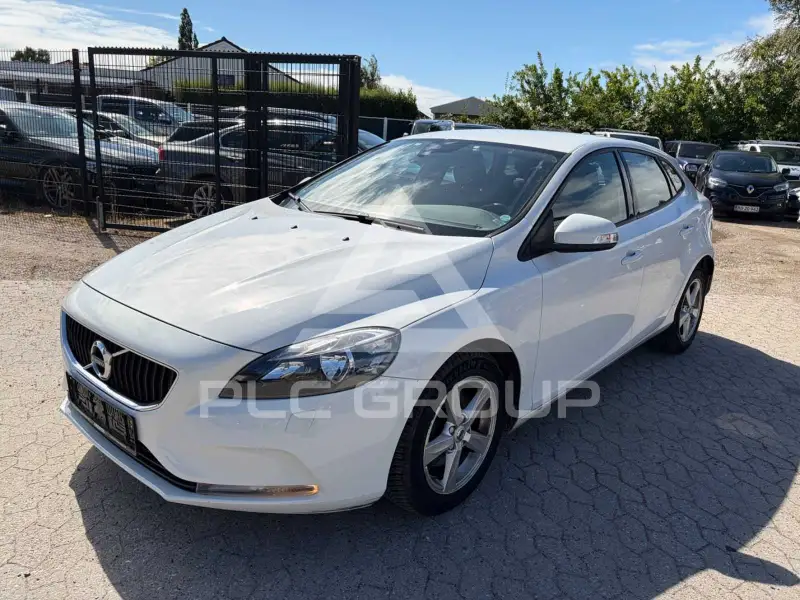 2017 Volvo V40