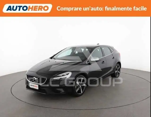 2017 Volvo V40