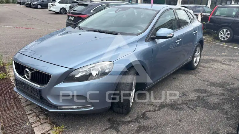 2017 Volvo V40