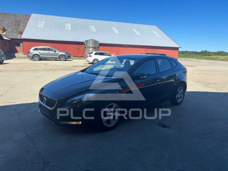 2017 Volvo V40
