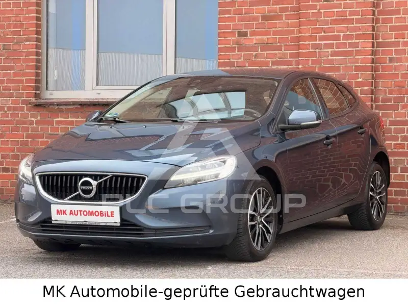 2017 Volvo V40
