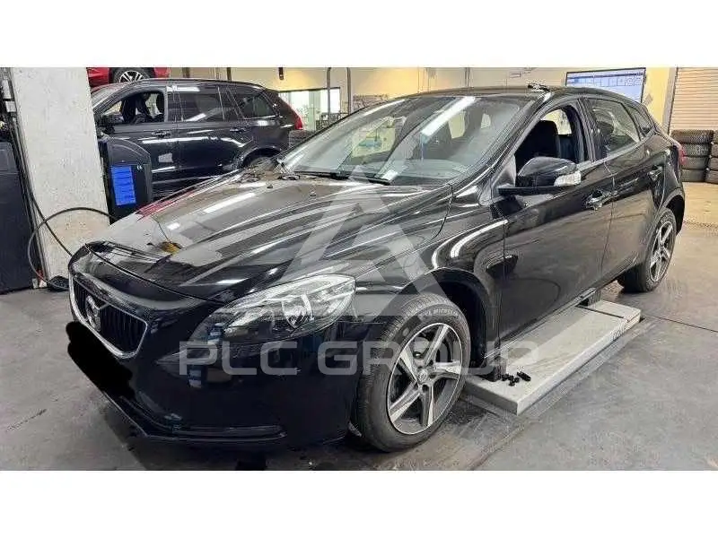 2017 Volvo V40