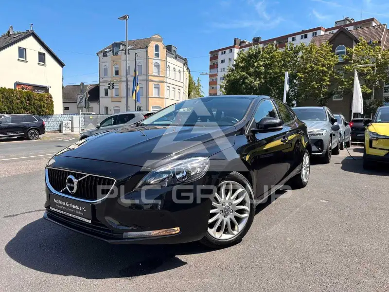 2017 Volvo V40