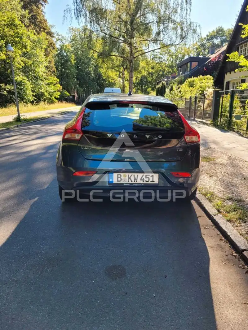 2017 Volvo V40