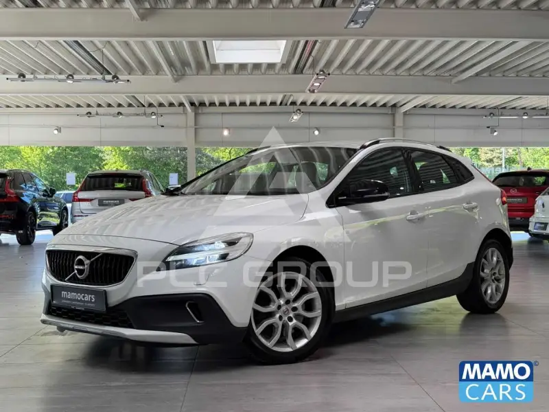 2017 Volvo V40