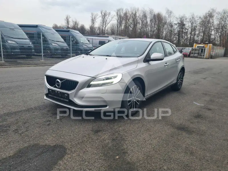 2017 Volvo V40