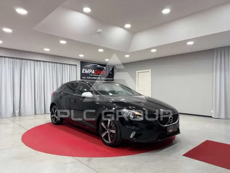 2017 Volvo V40
