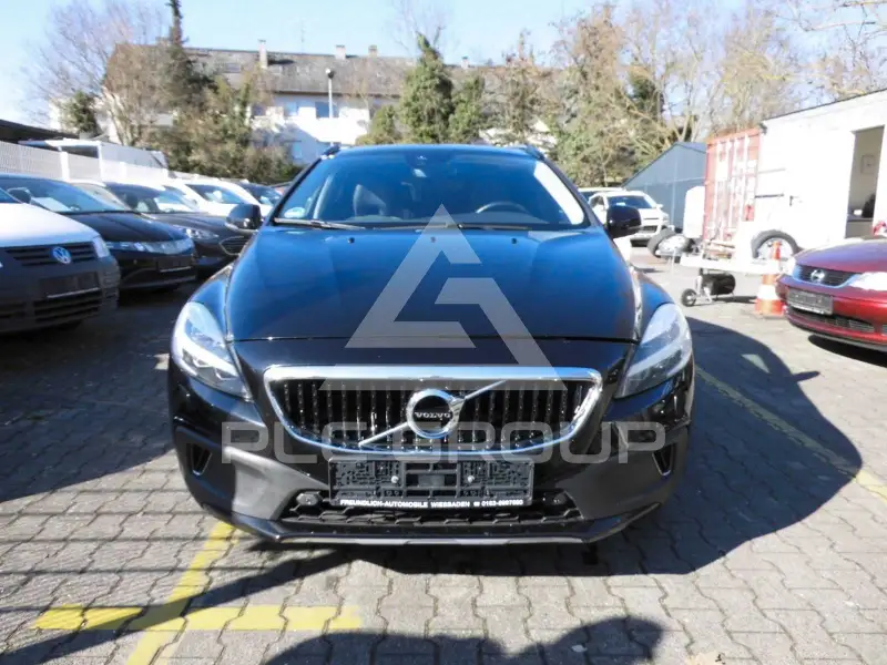 2017 Volvo V40