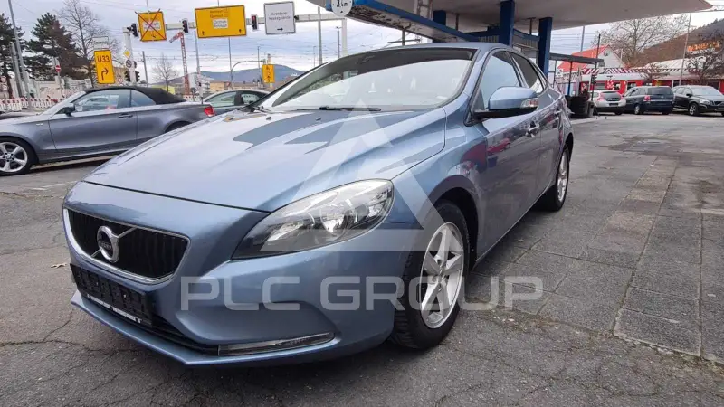 2017 Volvo V40