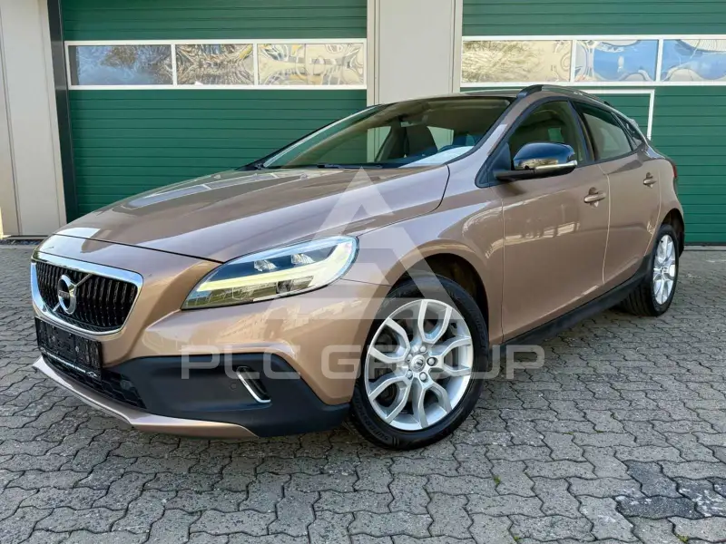 2017 Volvo V40