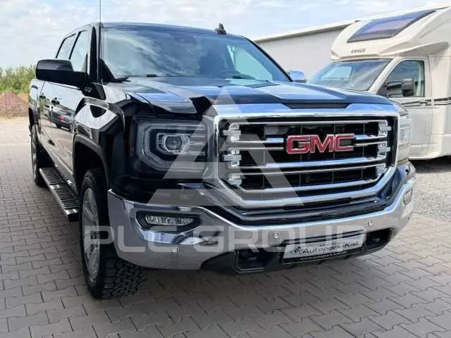 2017 GMC Sierra