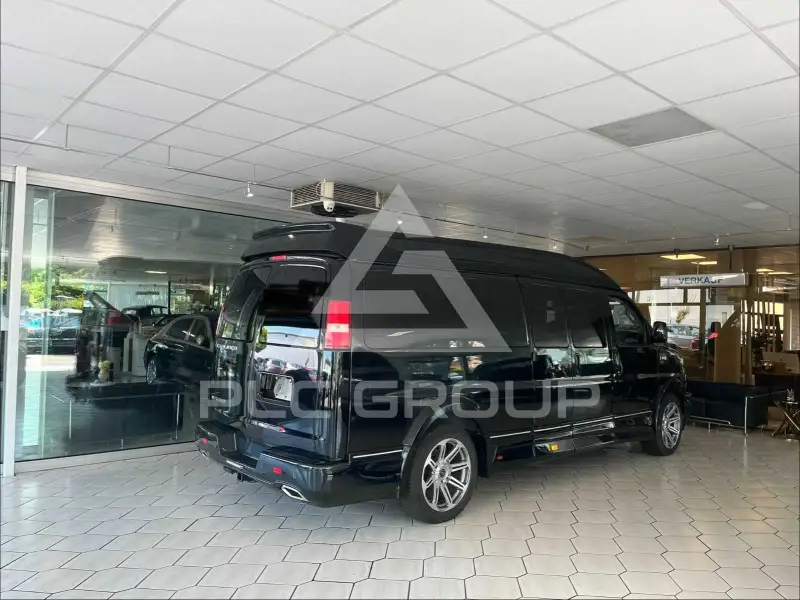 2017 GMC Savana