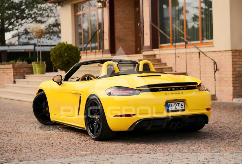 2017 Porsche BOXSTER