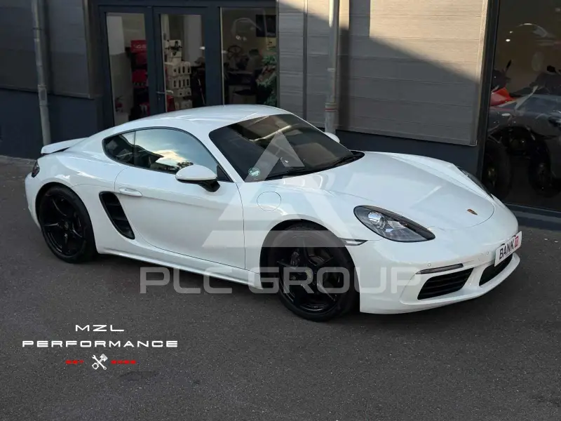2017 Porsche Cayman