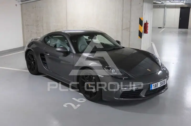 2017 Porsche Cayman