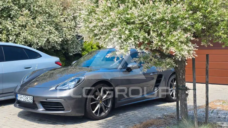 2017 Porsche Cayman