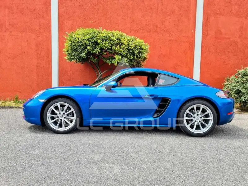 2017 Porsche Cayman