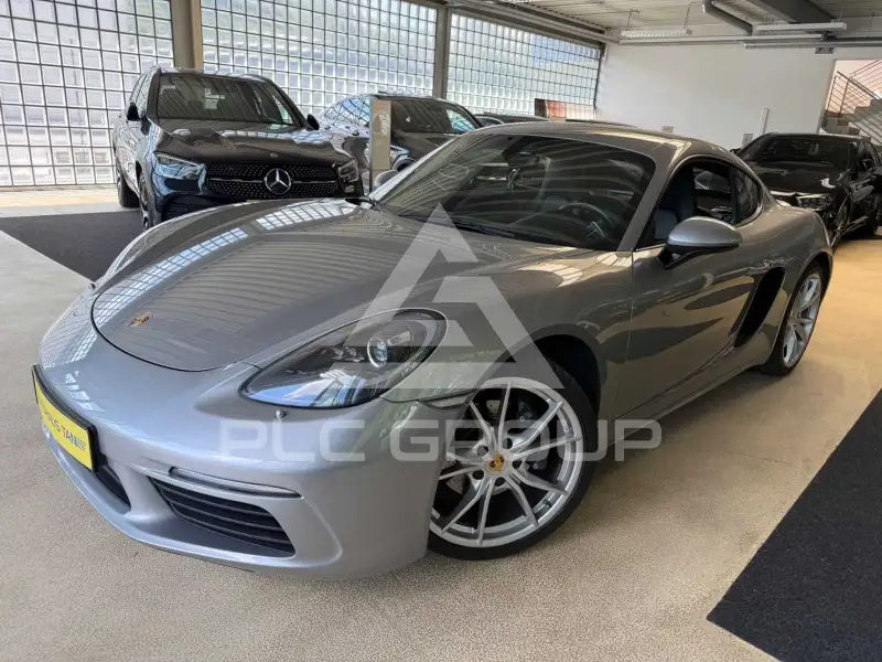 2017 Porsche Cayman