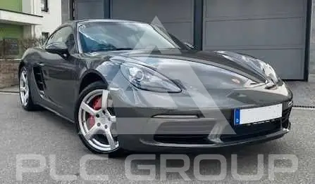 2017 Porsche Cayman