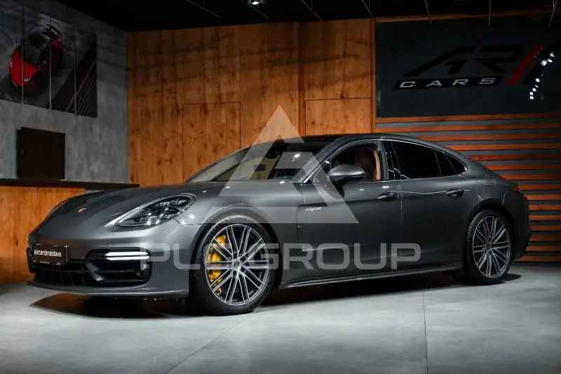 2017 Porsche Panamera