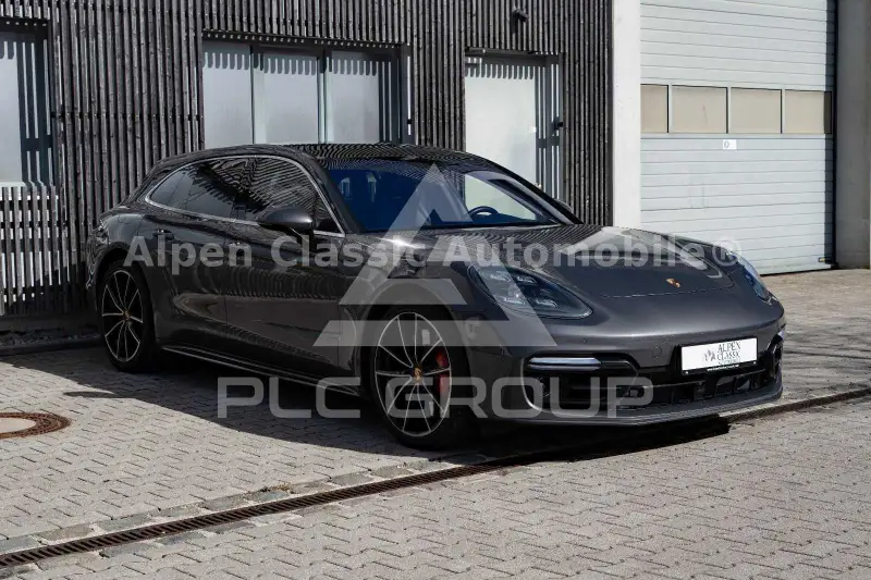 2017 Porsche Panamera