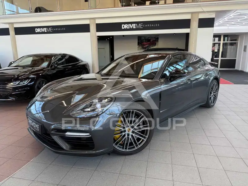 2017 Porsche Panamera