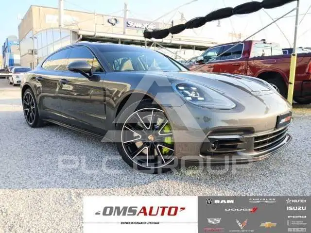 2017 Porsche Panamera
