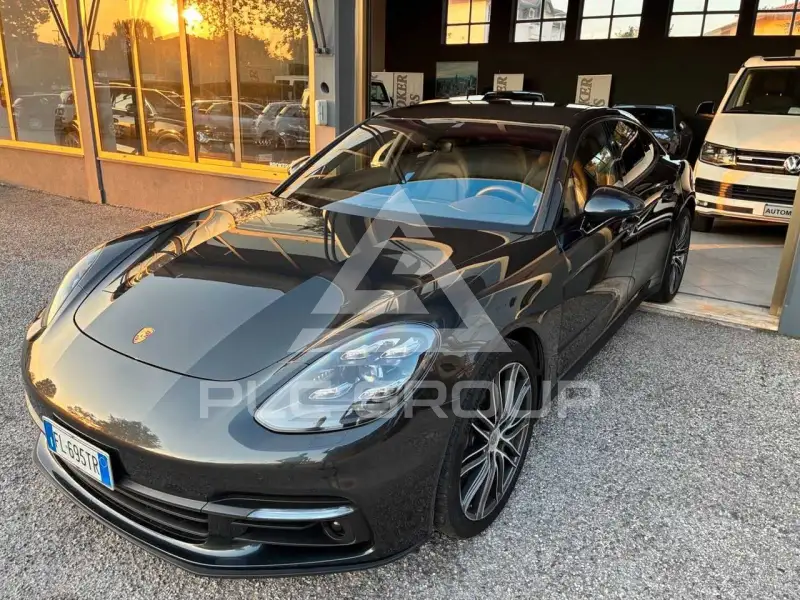 2017 Porsche Panamera