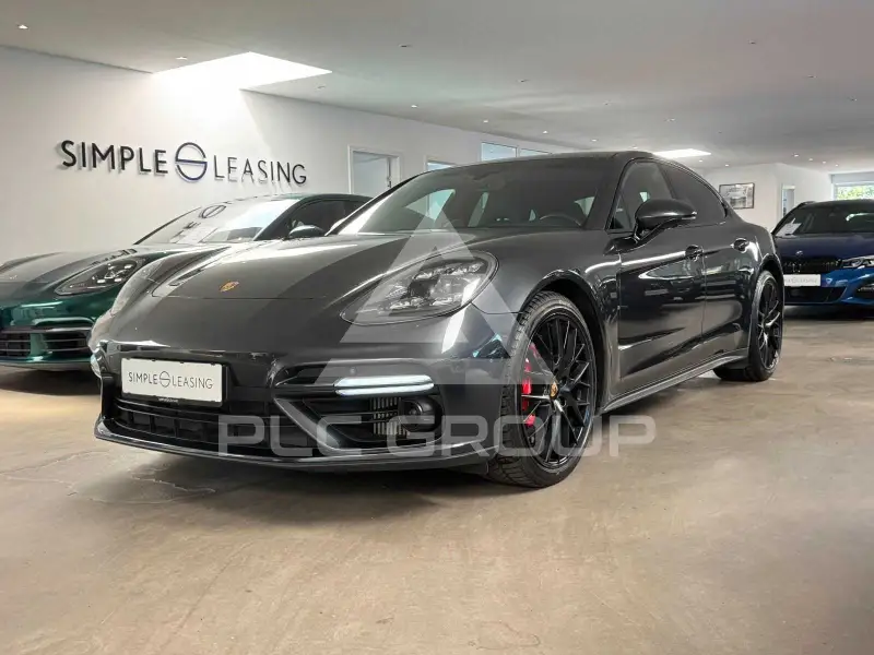 2017 Porsche Panamera