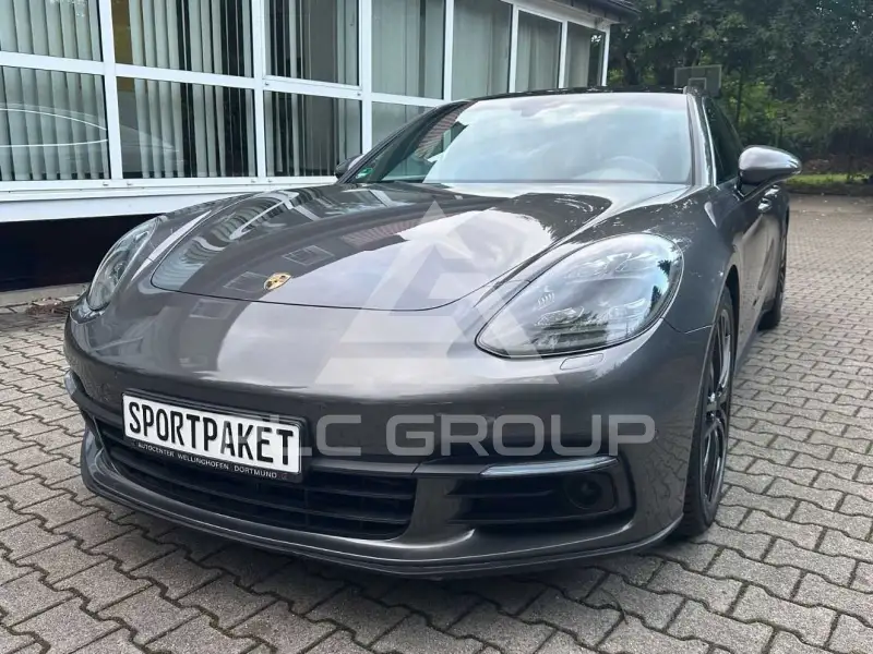 2017 Porsche Panamera